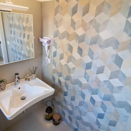 Stella Del Rio * Naro